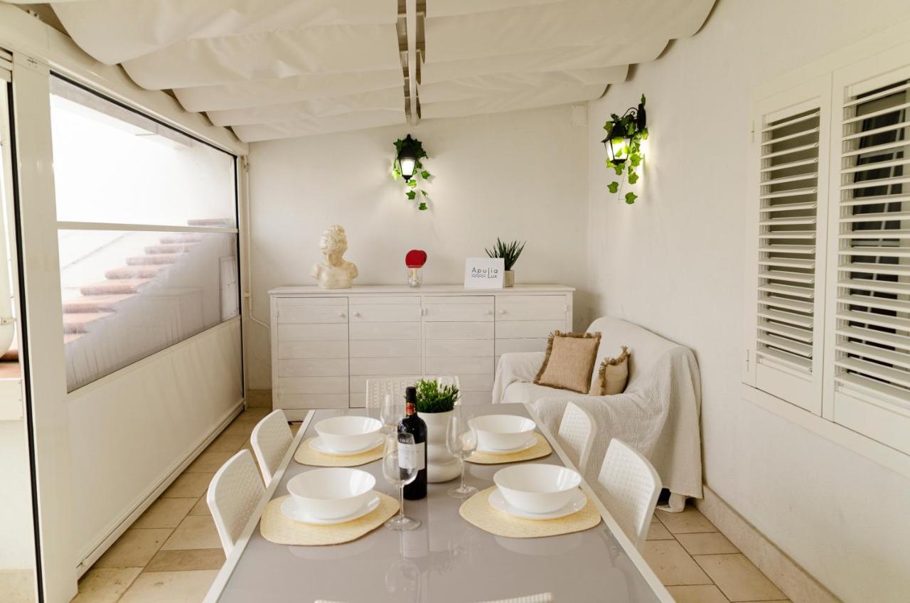 バーリApulialux Private 100Mq Rooftop Oasis W Jacuzziアパートメント エクステリア 写真